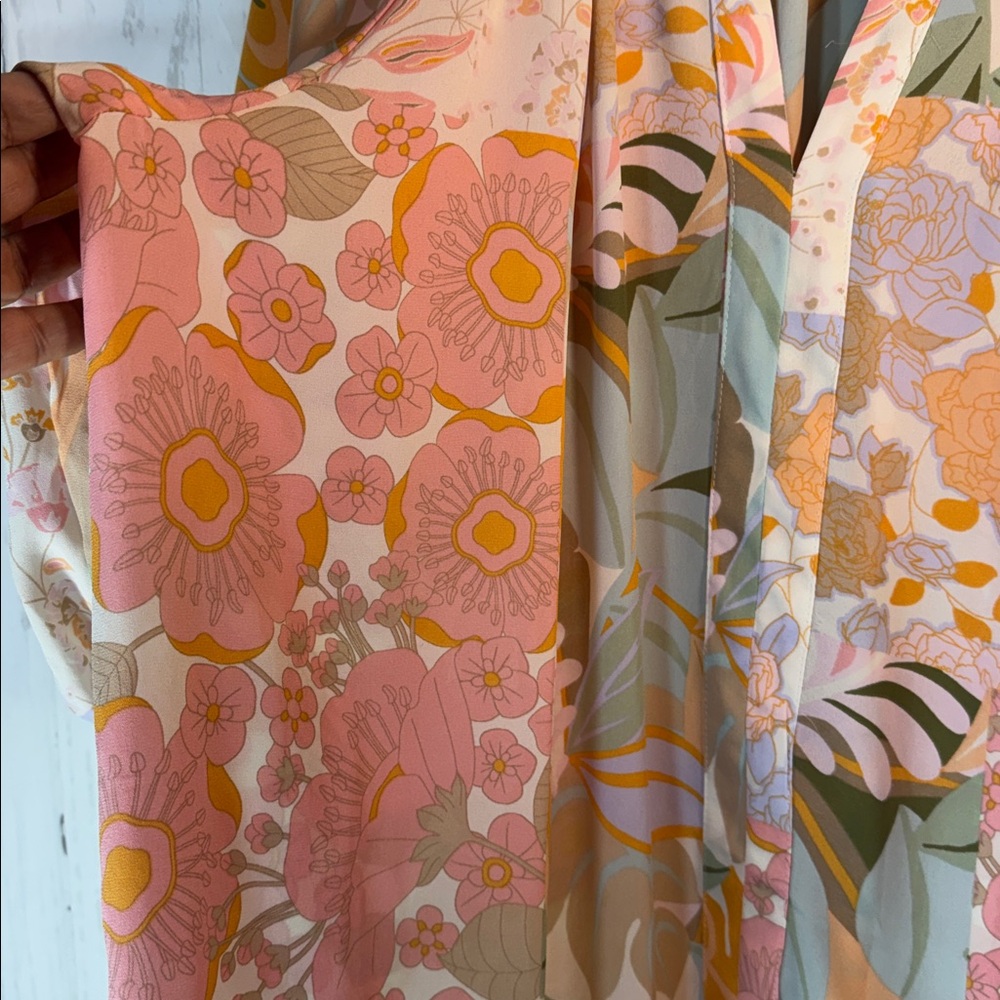 Rose & Olive Multicolor Floral Blouse, Great for Easter/Spring - Picture 5 of 9